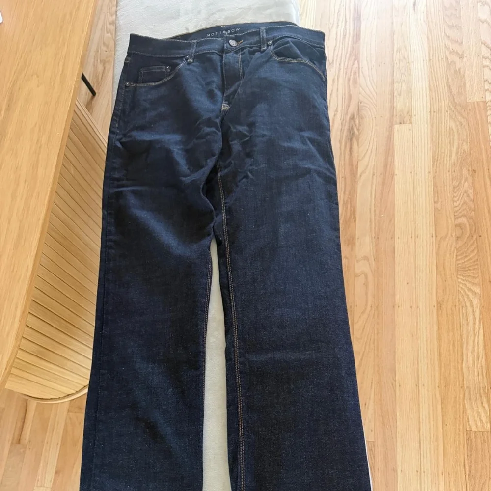 Mott & Bow Men's Dark Blue Jeans NWOT